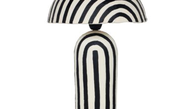 Trendy table lamp