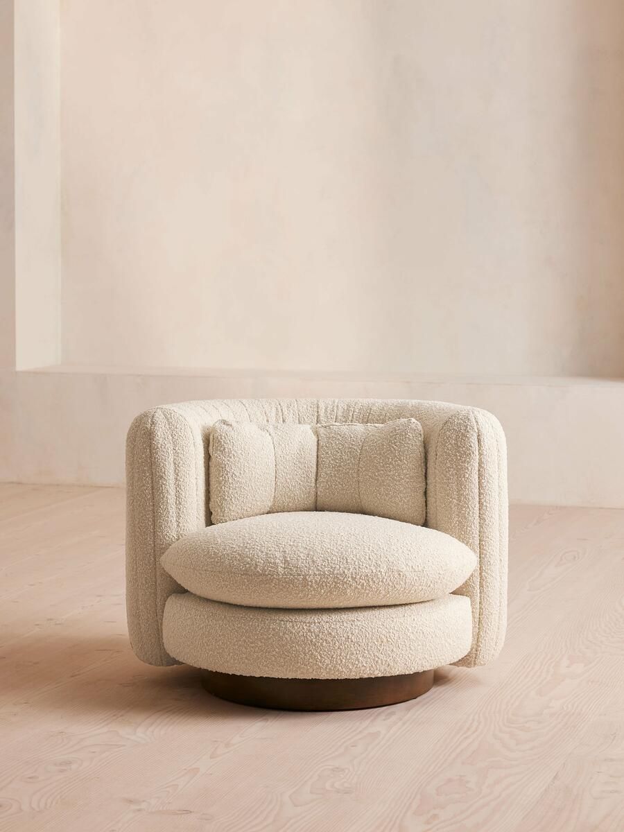 Tub Armchair – The Perfect Mix of Style and Comfort