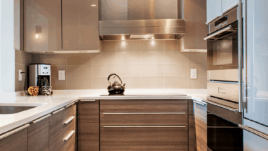 U shaped kitchens