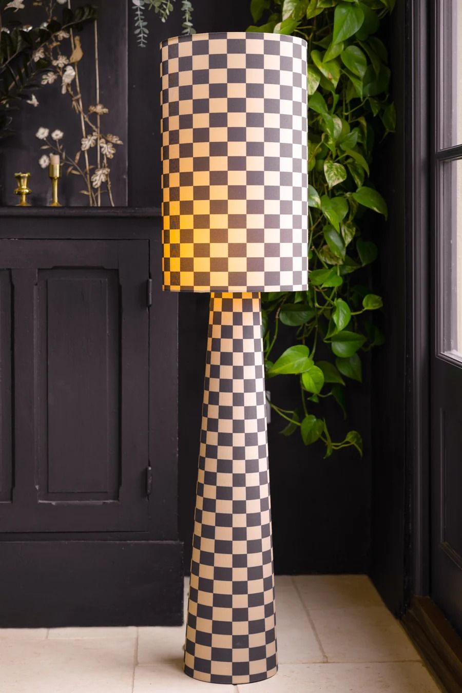 Unusual floor lamps with a unique twist