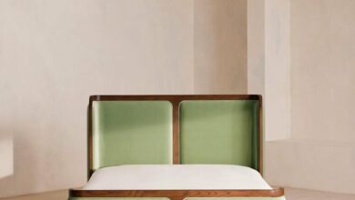 Upholstered bed
