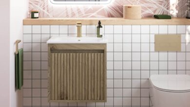 Vanity unit with basin