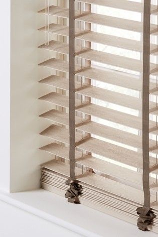 Venetian Blinds: The Ultimate Window Treatment Solution