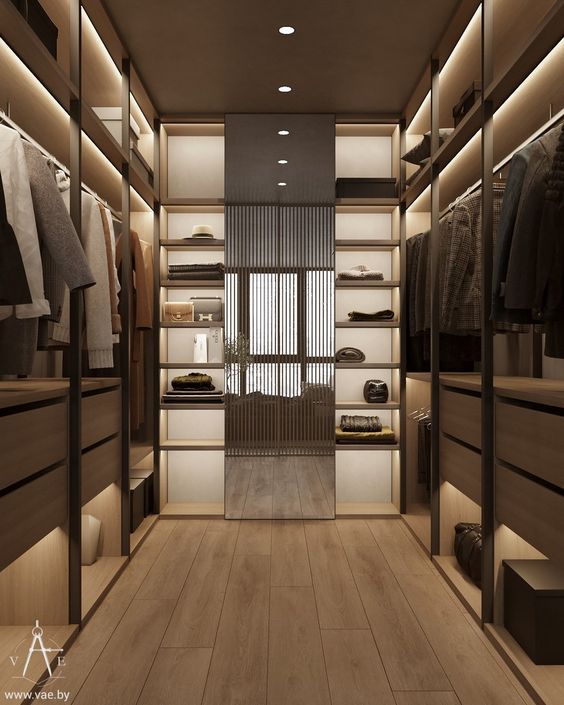 Walk-In Closet Design