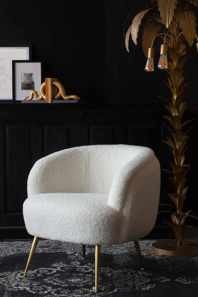 White Armchair Elegant and Stylish Armchair for Your Home Decor