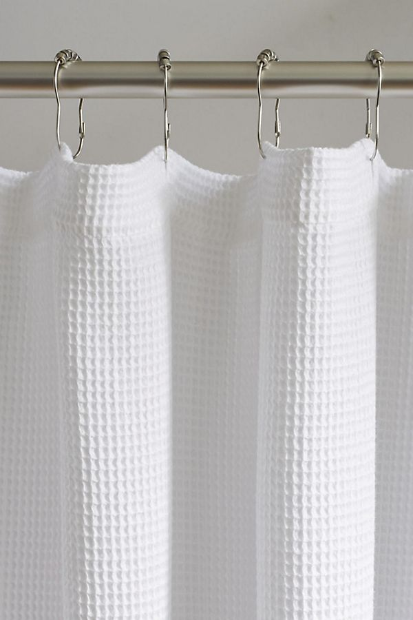 White Shower Curtains: Elegant and Timeless Bathroom Decor