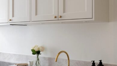 White kitchens