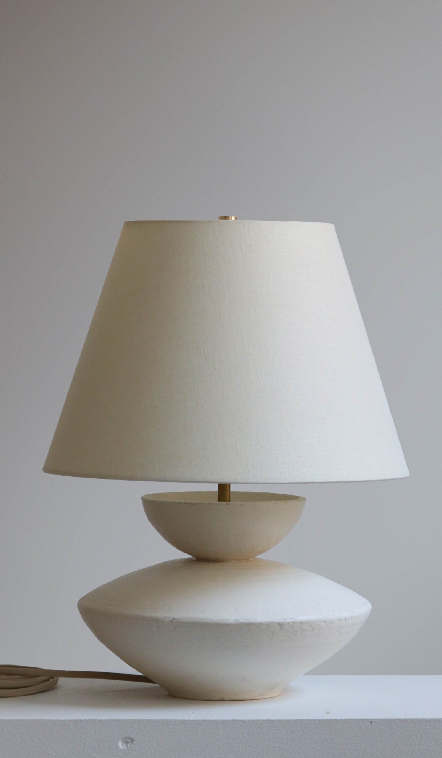 White table lamp design Elegant and Modern Lighting for Your Home Décor