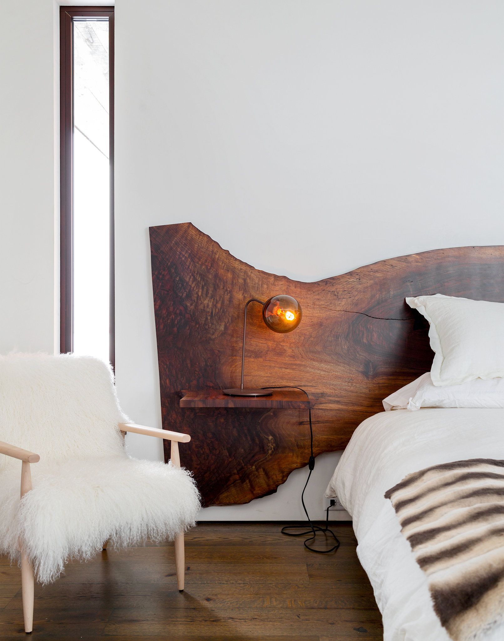 Wood Headboard Adding a Touch of Nature to Your Bedroom Décor with a Wooden Headboard