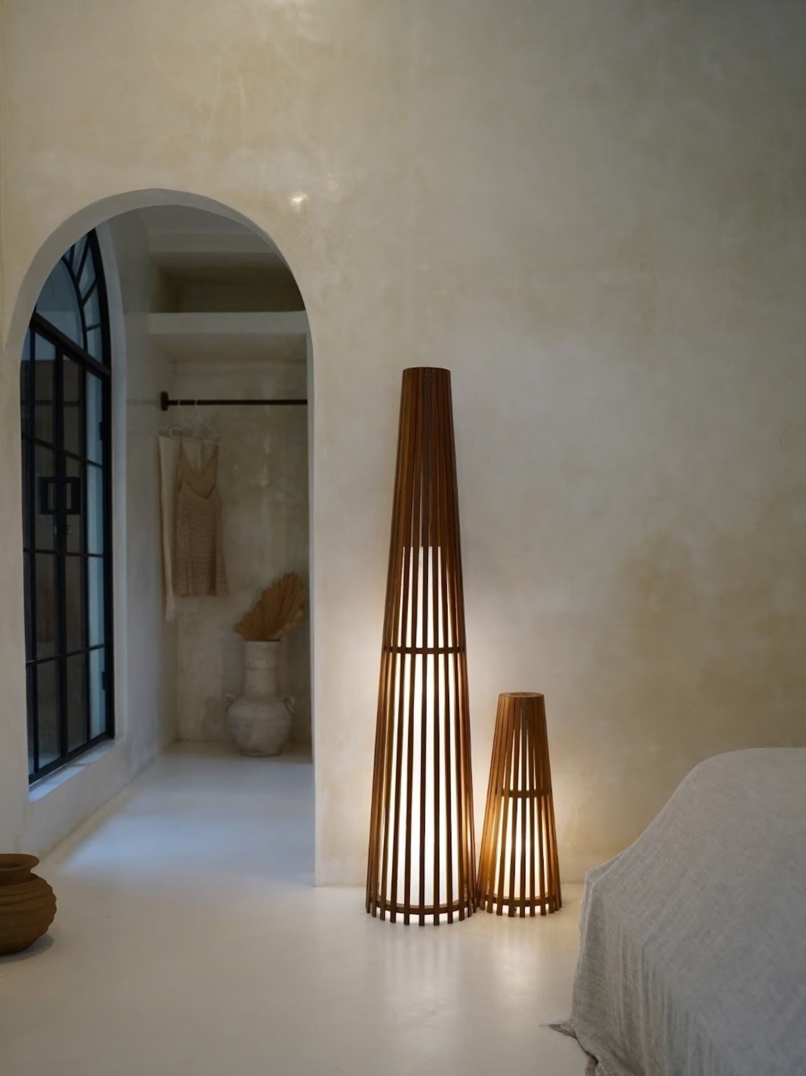 Wooden floor lamps Elegant and stylish lighting options for your home that bring a natural touch