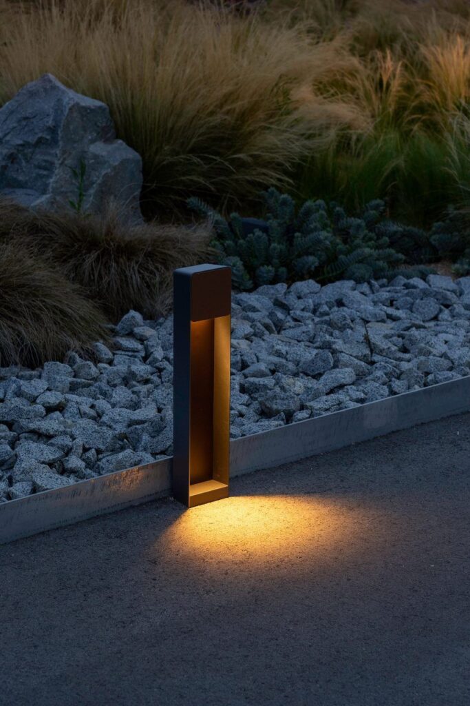 modern outdoor lighting