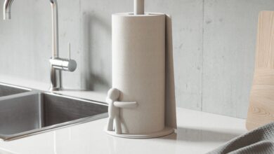 paper towel holder