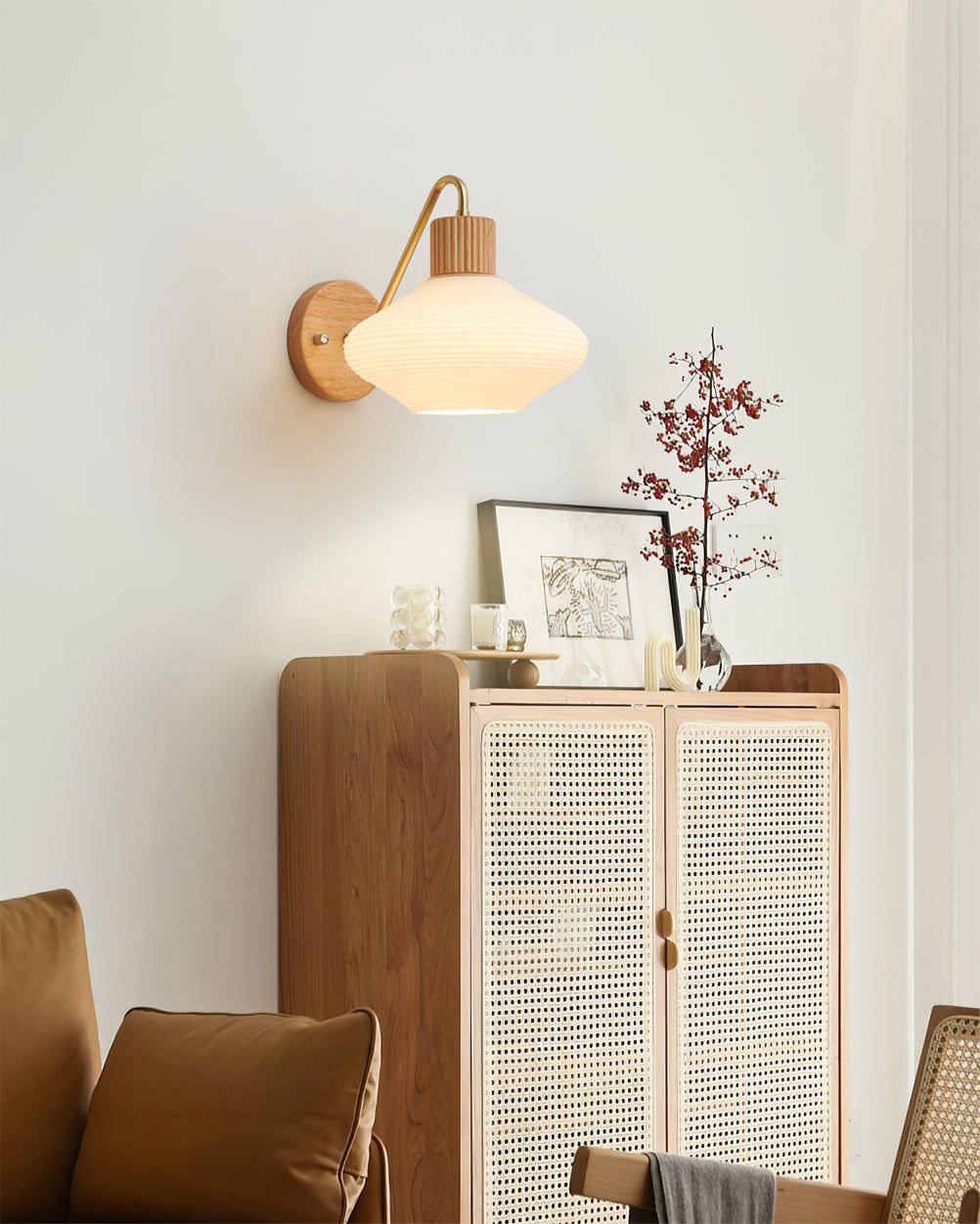 reading lamp Light up your reading nook with these illuminating solutions