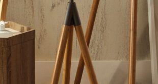 tripod table lamp