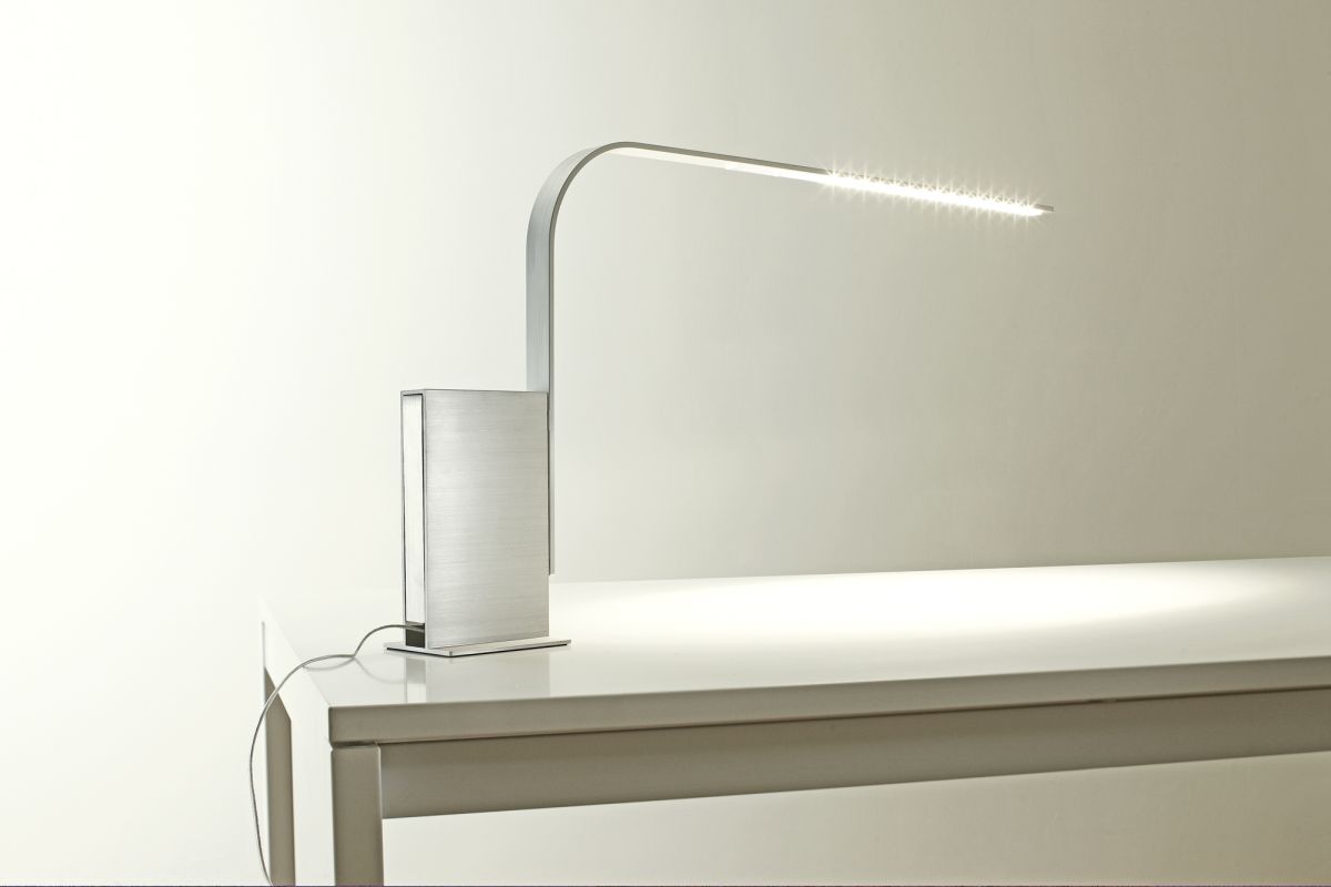 minimalist lamp system designers go linear at icff with led stick bulbs RSPGUFQ