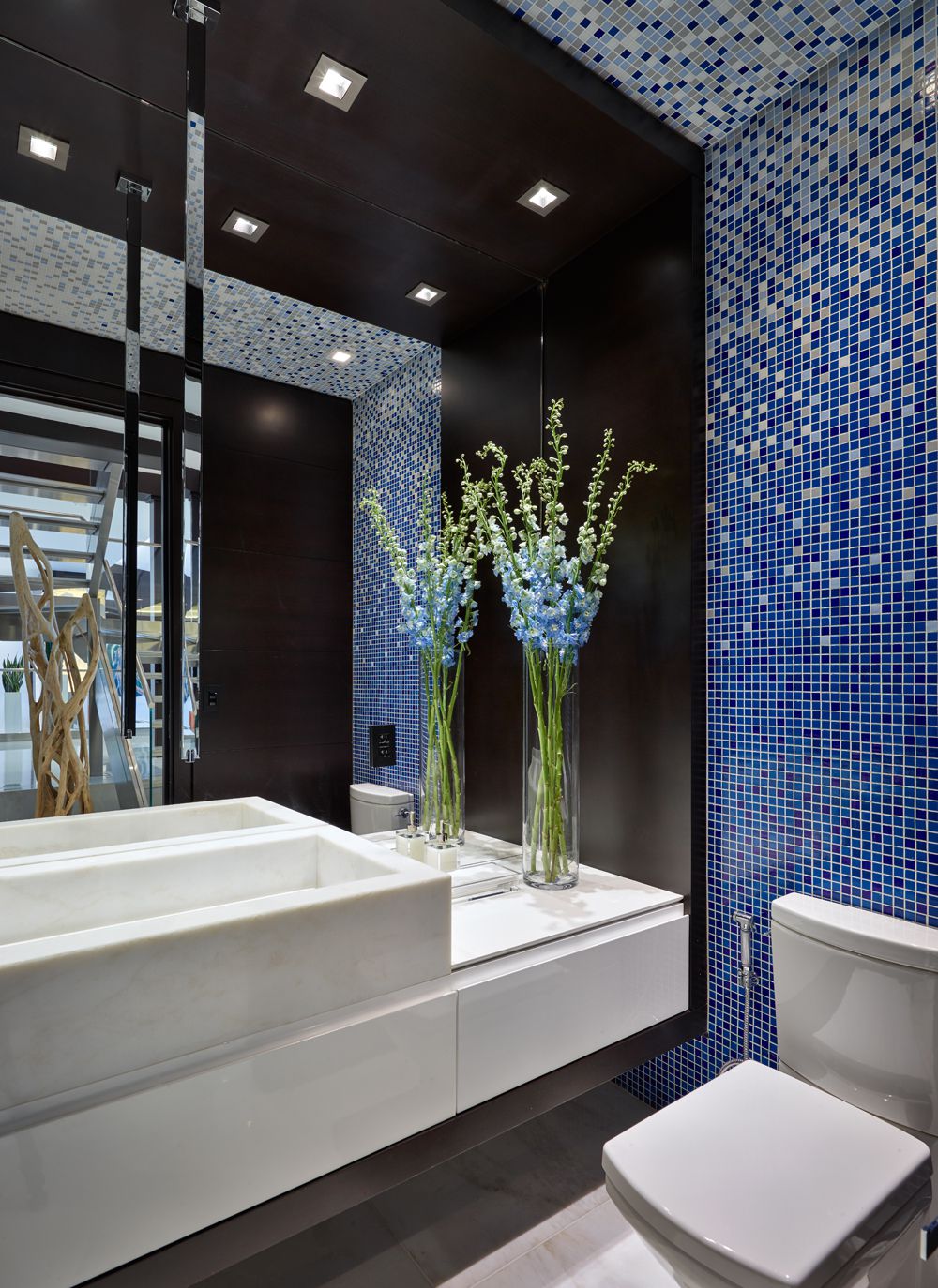 Design bathroom tiles: Discover trends & tricks