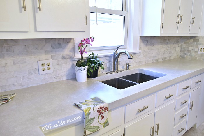 Concrete worktop in the kitchen how to make beautiful white cast in place concrete countertops AYRZYRM
