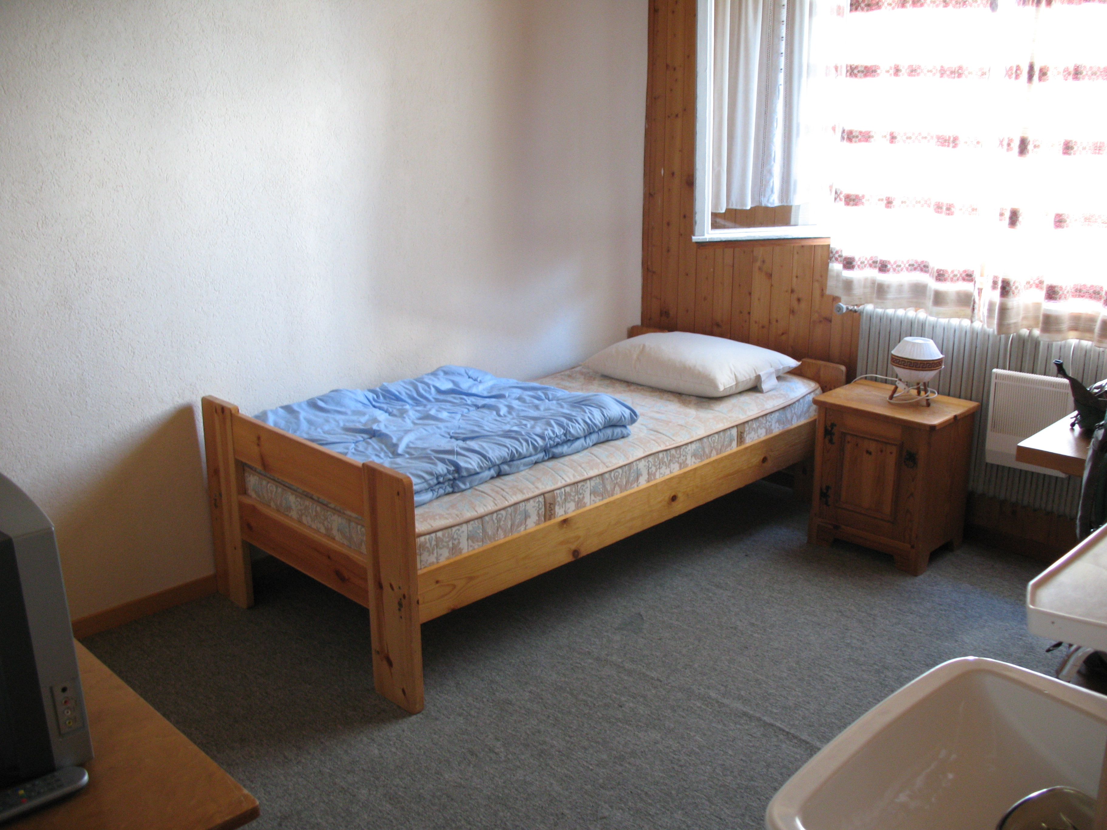 Cots 140×200 cm bed size - wikipedia ZIUSPUJ