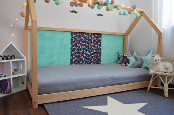 Flexible sleeping places for children and adolescents: Cots 140×200 cm