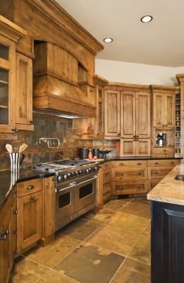 Wood kitchen how to decorate around natural wood kitchen cabinets | ehow. i love these CWVTRNP