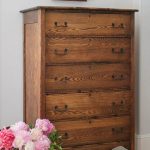 Oak chest of drawers for the bedroom