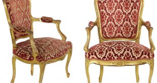 Pair of French Louis XV Style Giltwood Antique Armchairs Fauteuils, circa  1900 For Sale