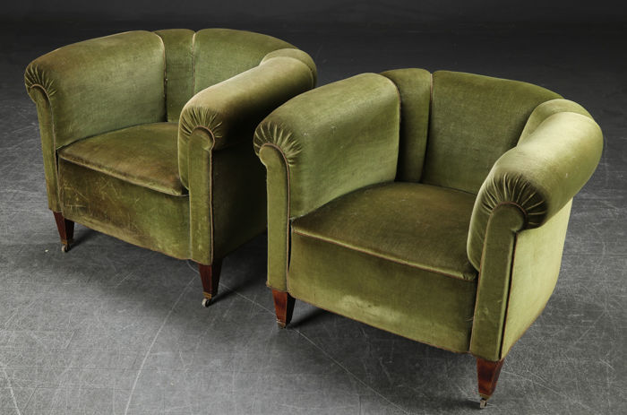 2 antique armchairs in green velour - Europe - 1920s