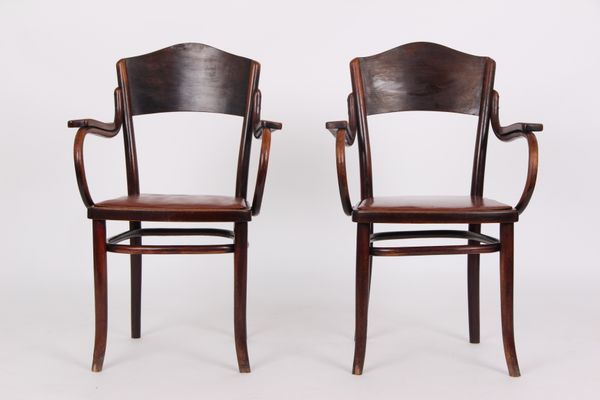 Antique Armchairs from Thonet, Set of 2 1