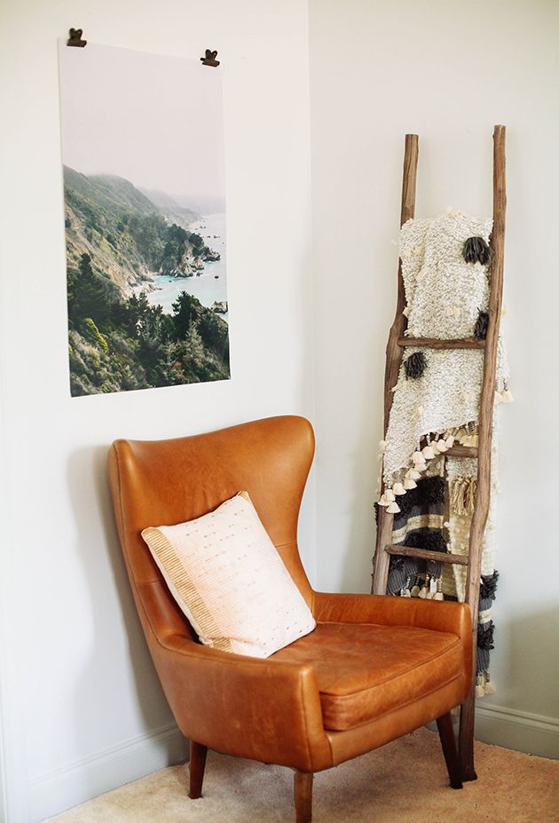 Pinterest: tobieornottobie Small Bedroom Chairs, Bedroom Corner, Small  Chairs, Small Space Bedroom