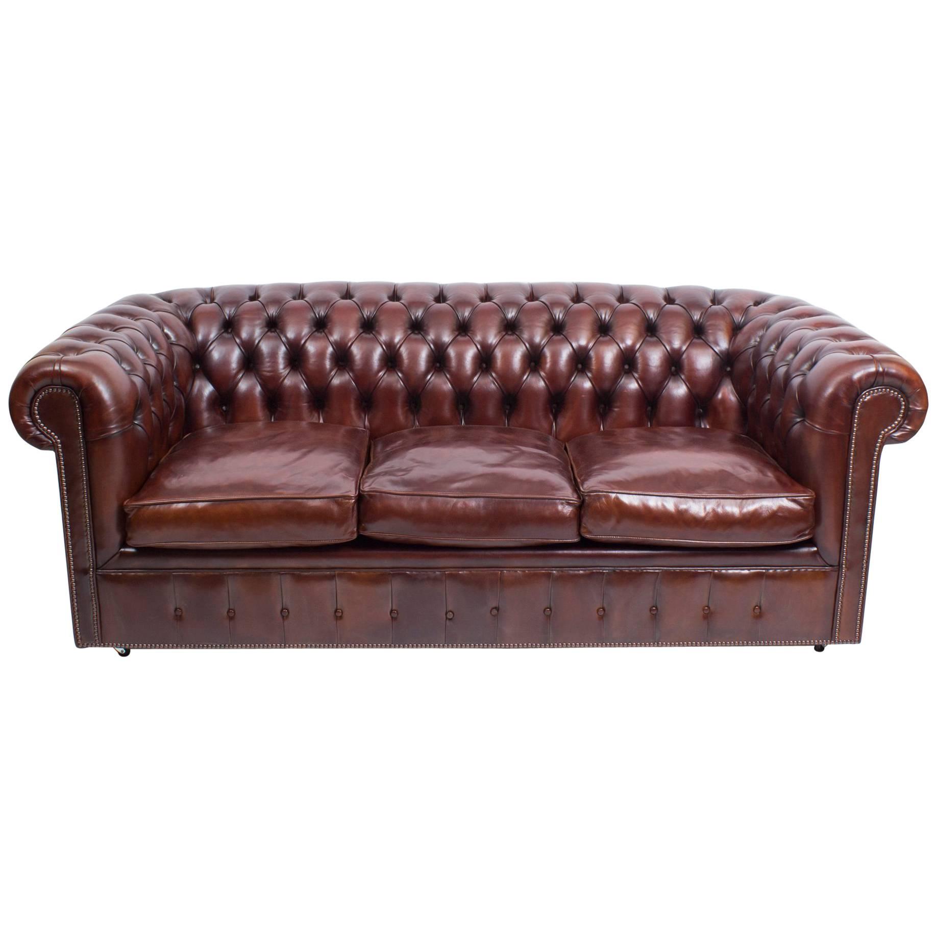 Bespoke English Leather Chesterfield Sofa Bed BBO For Sale