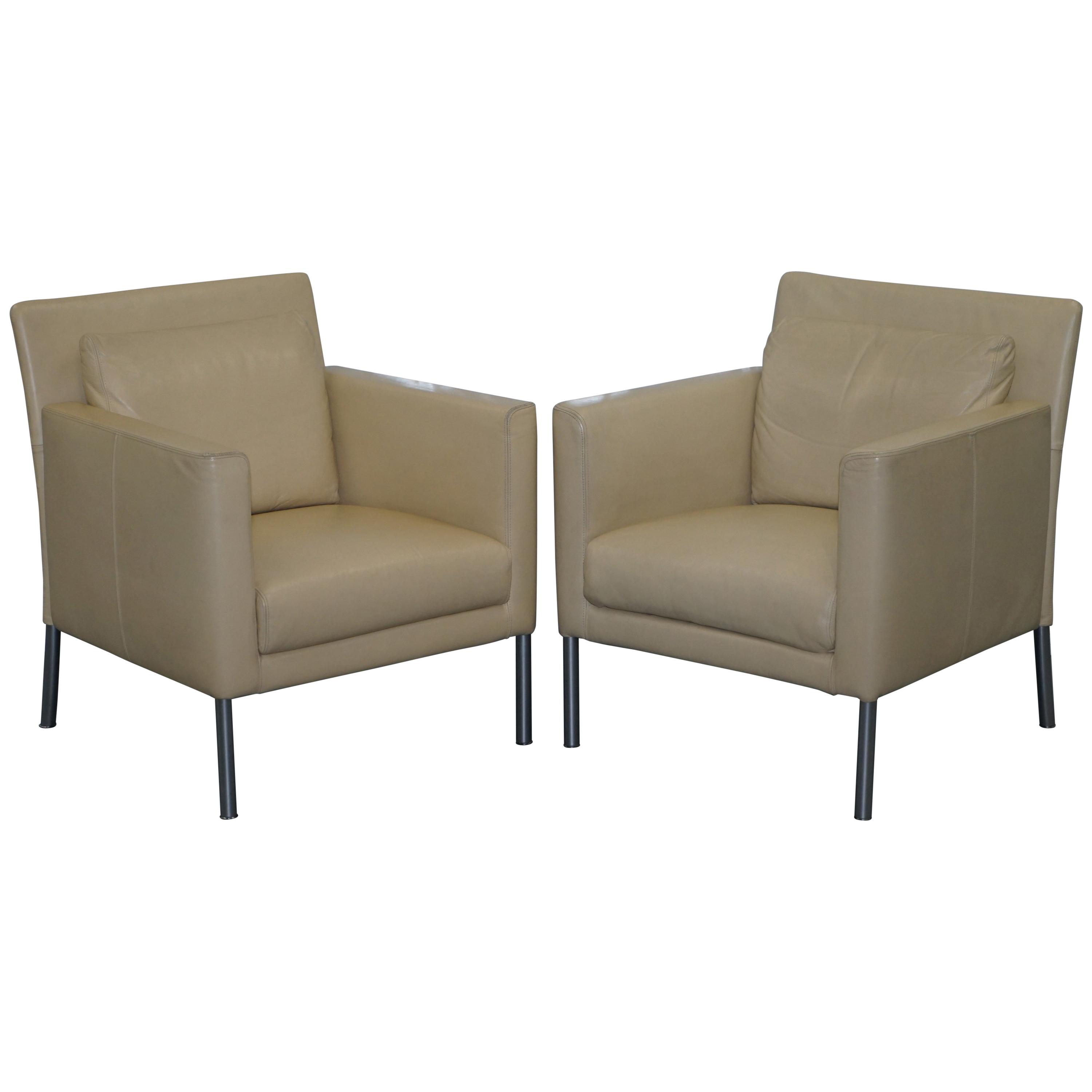 Pair of Walter Knoll Jason 391 Cream Leather Contemporary Armchairs For Sale