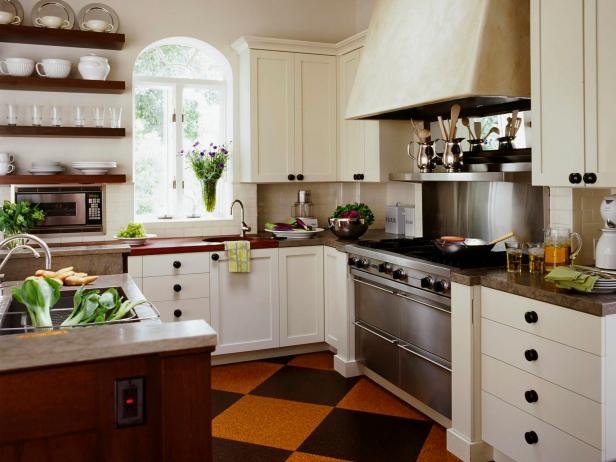 Eco-Green Country Cottage Kitchen
