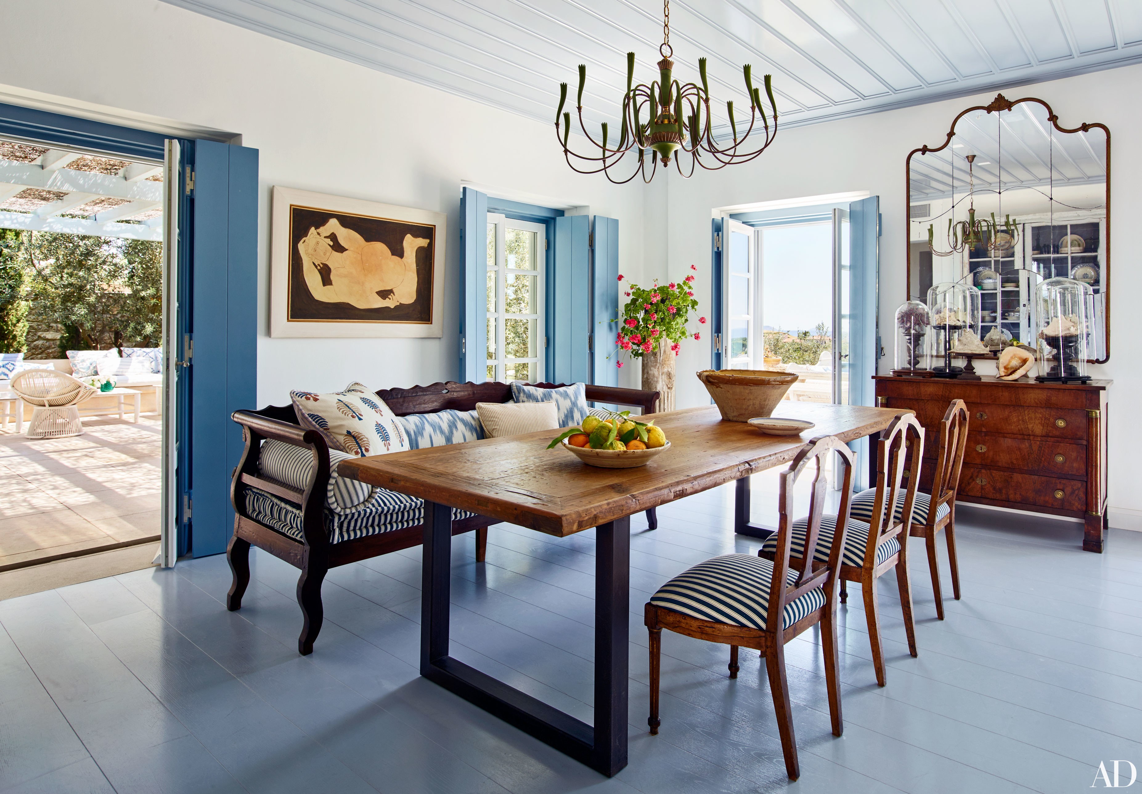 Tips to Mix and Match Dining Room Chairs Successfully - Architectural Digest