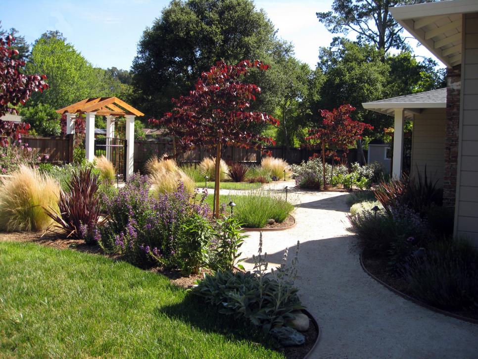 Front Yard Landscaping Ideas: 13 Hot Tips