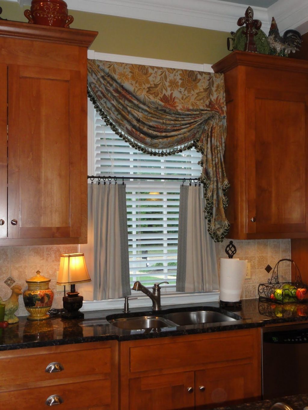 Kitchen Curtains Ideas