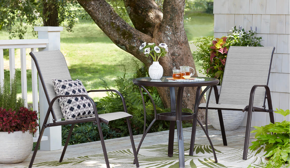Small Space Outdoor Dining Sets