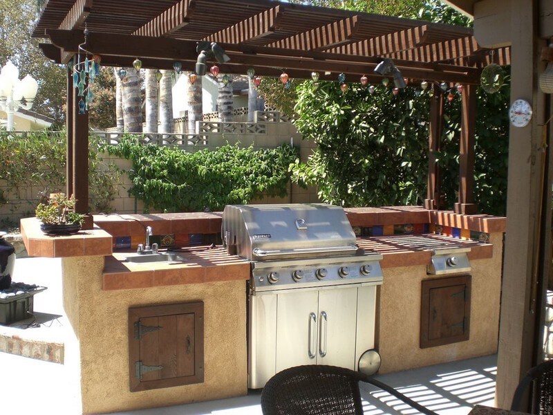 1. Barbecue Grill and Prep Station