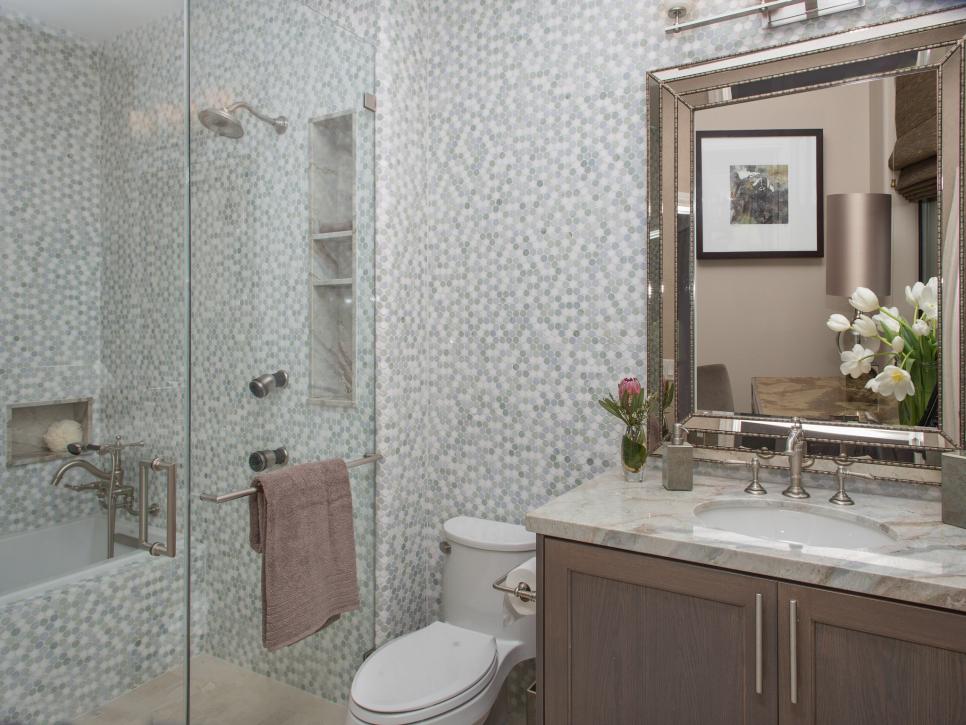 Before and After: 20 Incredible Small Bathroom Makeovers