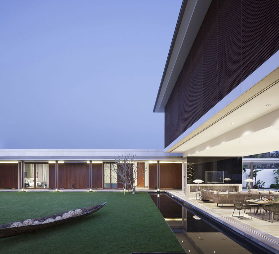 13 Modern Chinese Villa with Luxurious Features Designed by Gad