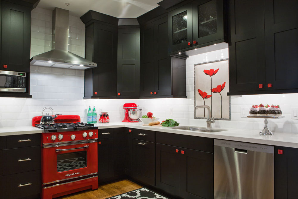 Red-Kitchen-by-Highland-Design-Galerie Red kitchen design: ideas, walls and decor