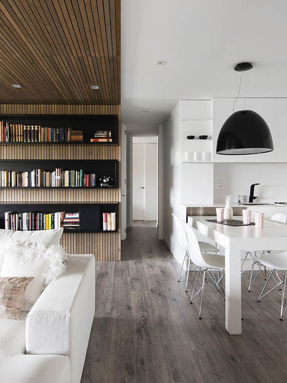 b6 Minimalist apartment with lots of bookshelves designed by Susanna Cots in Barcelona