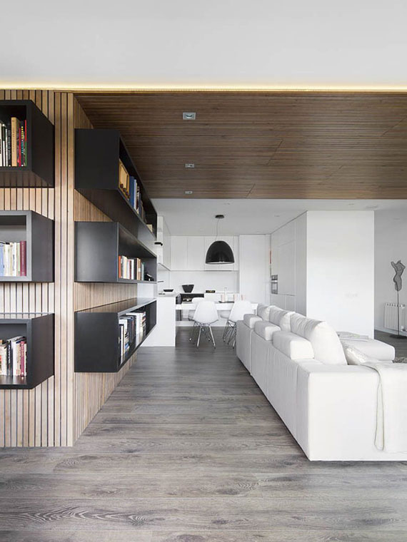b4 Minimalist apartment with lots of bookshelves designed by Susanna Cots in Barcelona