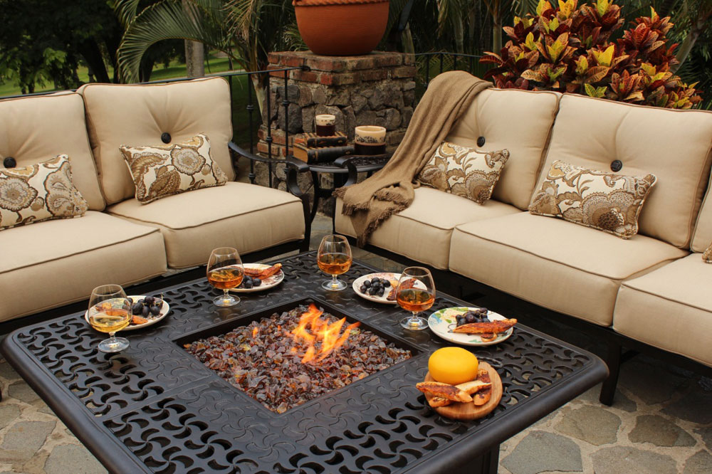Beautify Your Garden With These Fire Pit Design Ideas 8 Beautify Your Garden With These Fire Pit Design Ideas