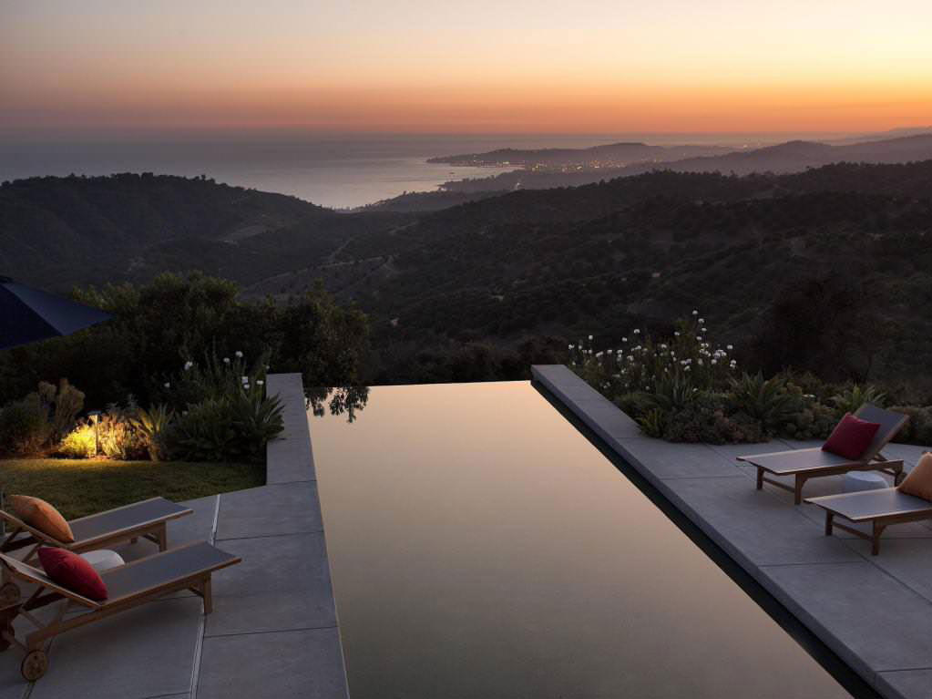 California-house-with-a-beautiful-view-11 California-house with a beautiful view