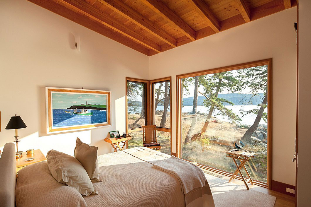Saturna-island-retreat-and-its-large-expansive-windows-11 Saturna-island-retreat and its large, expansive windows