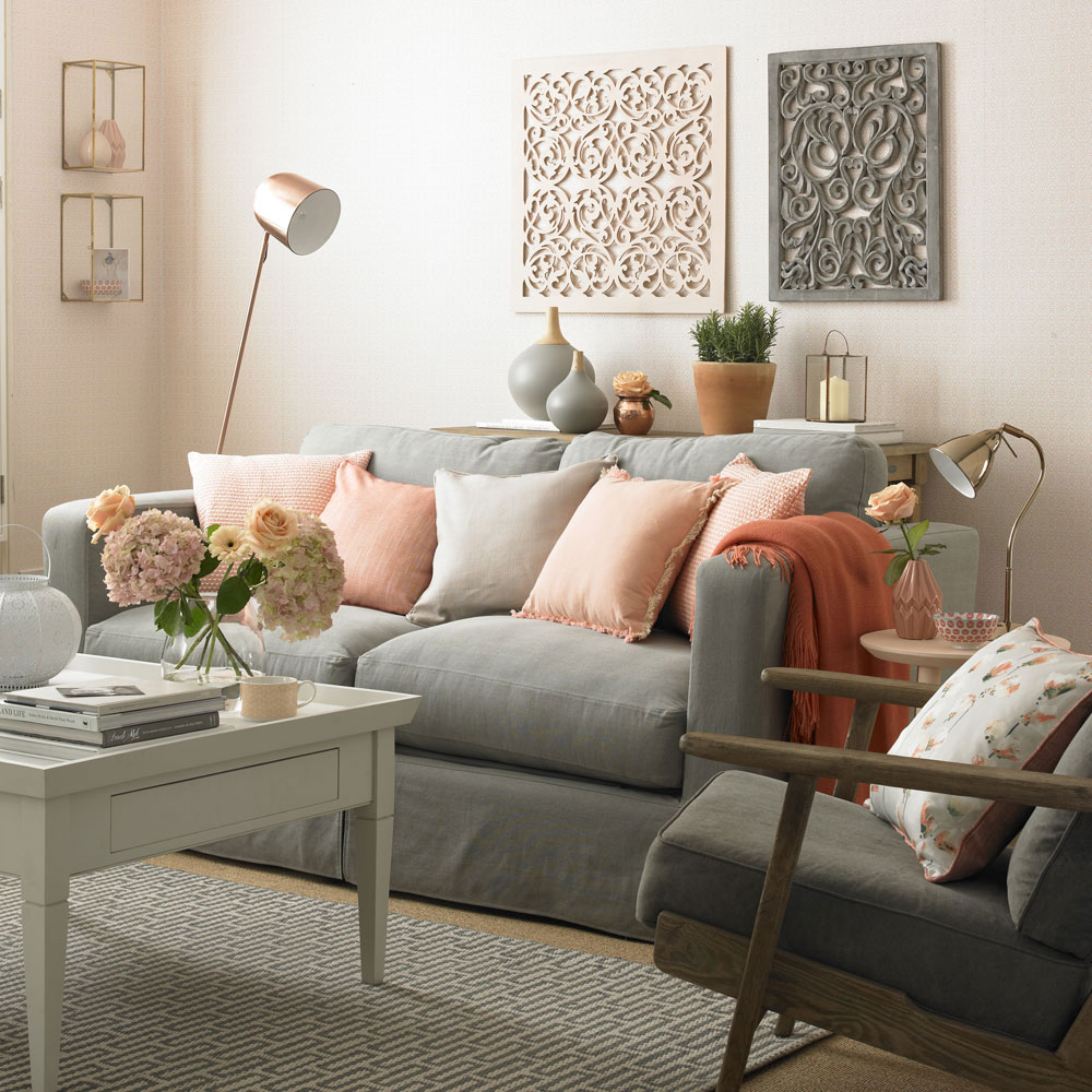 Peach-and-Gray Living Room Color Schemes How to make your home's decor shine