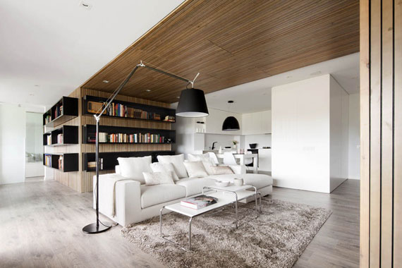 b1 Minimalist apartment with lots of bookshelves designed by Susanna Cots in Barcelona