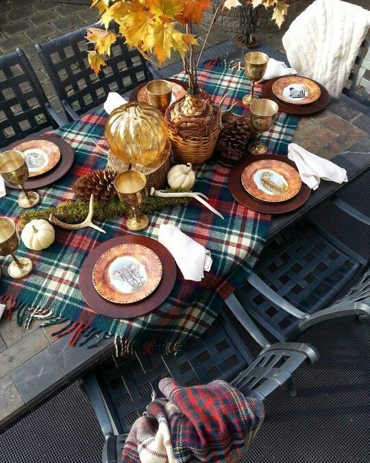 Decorations that embellish your Thanksgiving table
