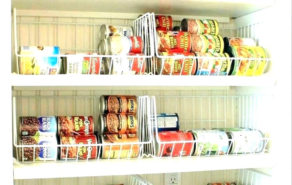 How to maximize space in a small kitchen