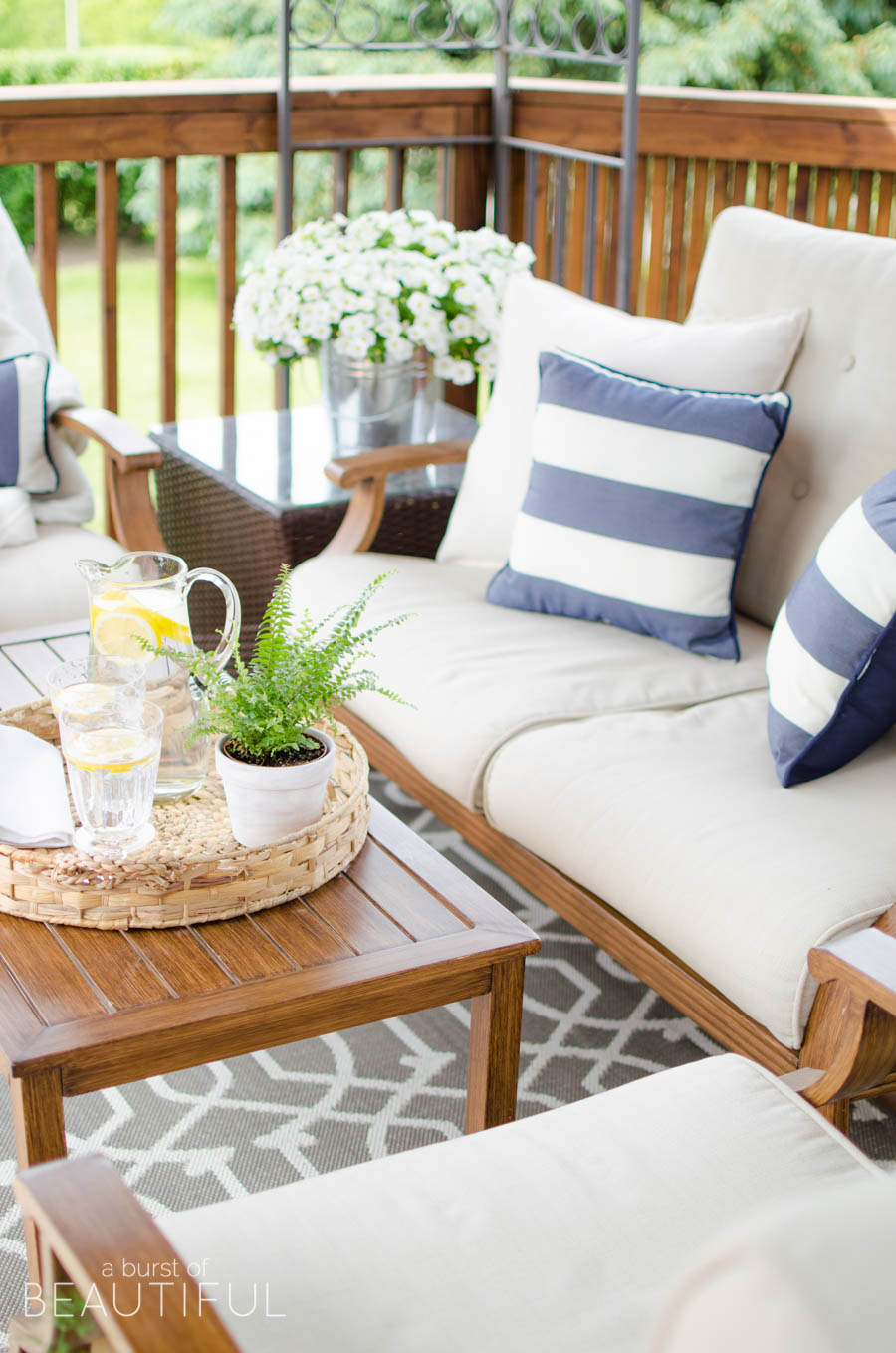 Ideas for creating an outdoor living space